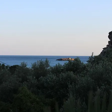 Aaron * Agia Fotia (Ierapetra)